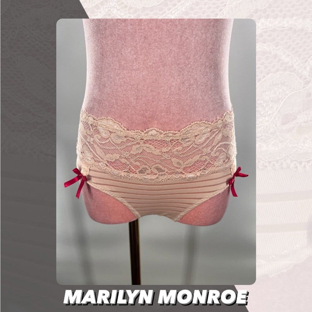EUC Marilyn Monroe Lace Trim Hipster Panties